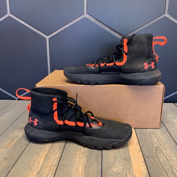 ~Used W/O Box! Youth Under Armour SC 3 Zero Black Orange Sneakers Size 7Y - Picture 2 of 6